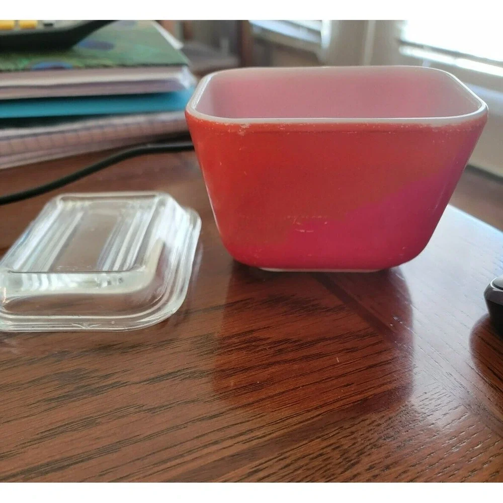 Pyrex Glass Refrigerator Dish with Lid Primary Red # 0501 - Vintage